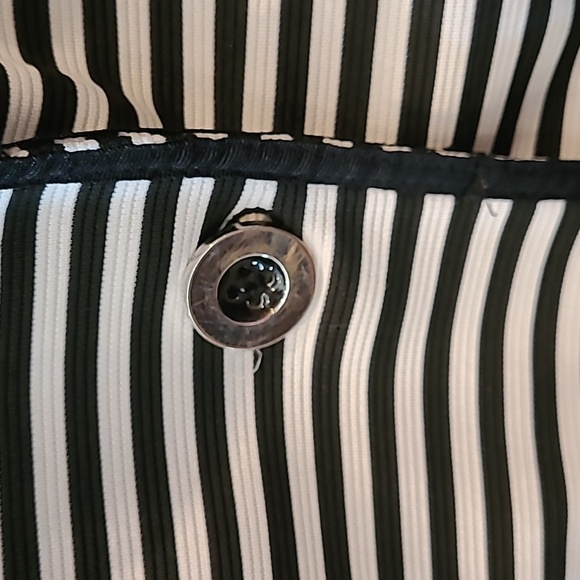 Point Zero Black and white Stripe Blazer Large - Picture 5 of 9